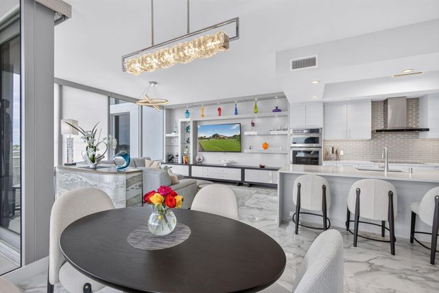 1 Water Club Way 503, North Palm Beach, FL 33408