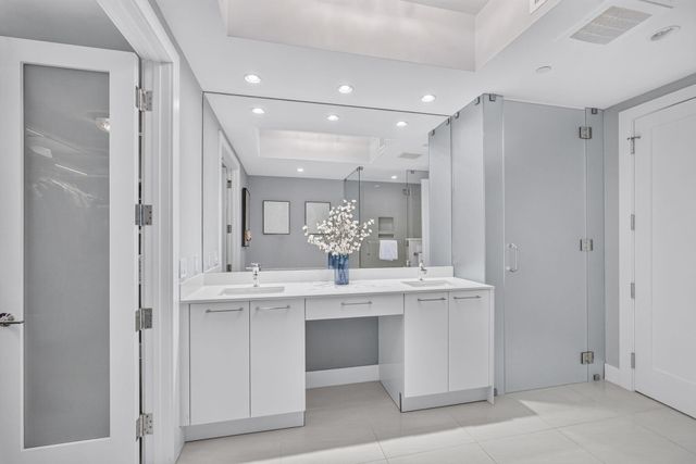 1 Water Club Way 503, North Palm Beach, FL 33408