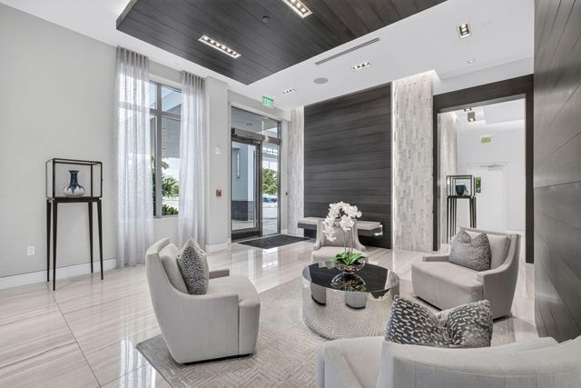 1 Water Club Way 503, North Palm Beach, FL 33408