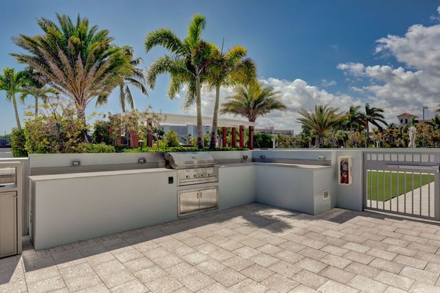 1 Water Club Way 503, North Palm Beach, FL 33408
