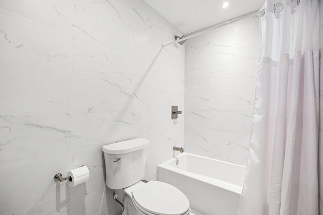 935 Washington St 8, Newton, MA 02460