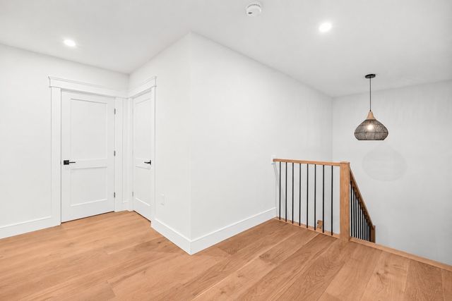 935 Washington St 8, Newton, MA 02460