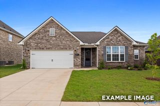 907 Ronnie Drive, Hartselle, AL 35640