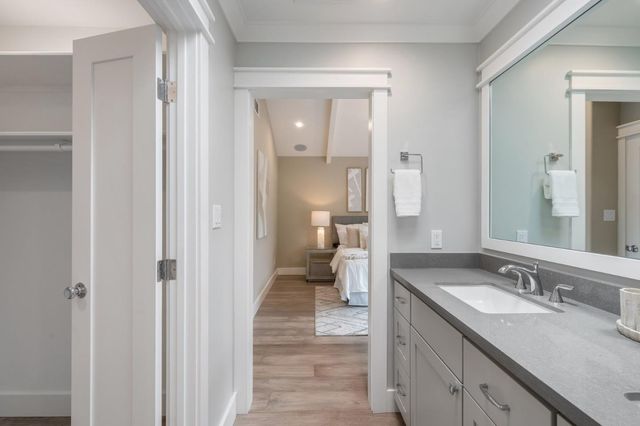 409 Poinsettia Avenue, San Mateo, CA 94403