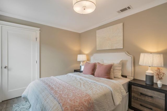 409 Poinsettia Avenue, San Mateo, CA 94403