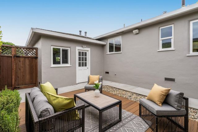 409 Poinsettia Avenue, San Mateo, CA 94403