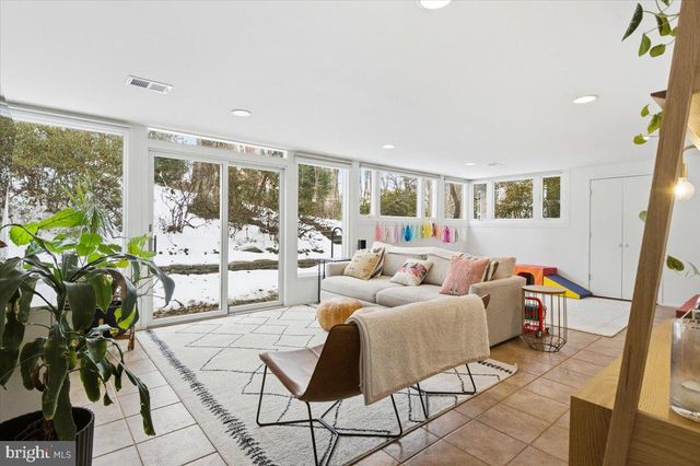 3610 SPRUELL DR, Silver Spring, MD 20902