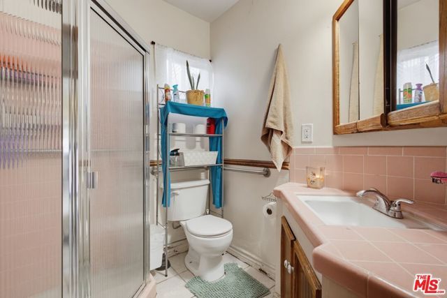 291 Simmons Avenue, Montebello, CA 90640