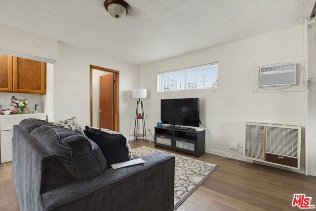 291 Simmons Avenue, Montebello, CA 90640