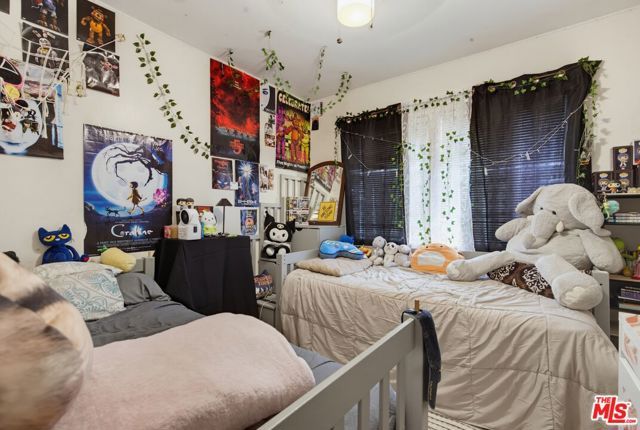 291 Simmons Avenue, Montebello, CA 90640