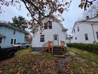 1412 E Alcott Street, Kalamazoo Twp, MI 49001