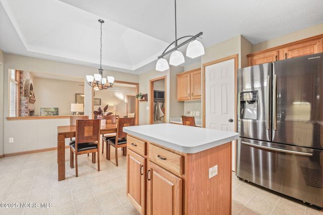 8004 Silverstone Drive, Waterville, OH 43566