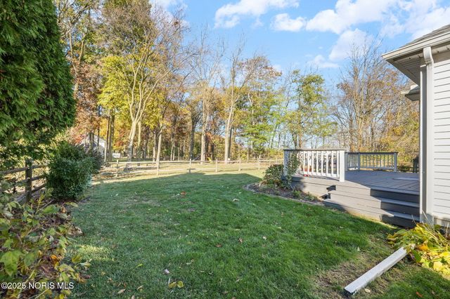 8004 Silverstone Drive, Waterville, OH 43566