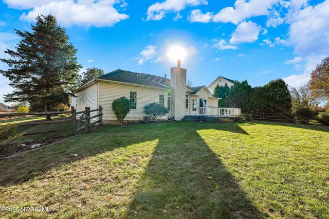 8004 Silverstone Drive, Waterville, OH 43566