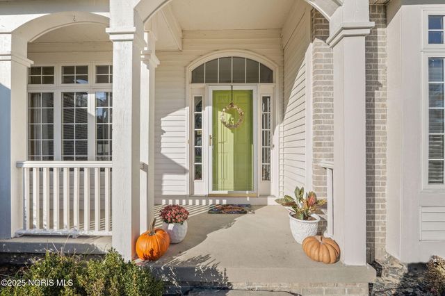 8004 Silverstone Drive, Waterville, OH 43566