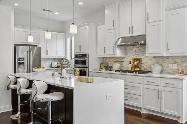 7332 Meler Lane, Irving, TX 75063