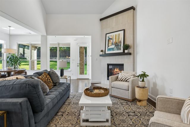 7332 Meler Lane, Irving, TX 75063