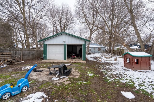 243 East Park, Albion, NY 14411