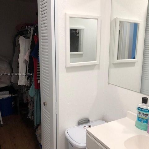 3061 NW 47th Ter 335B, Lauderdale Lakes, FL 33313