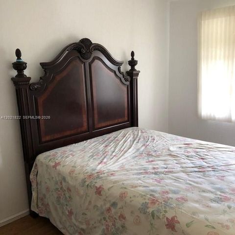 3061 NW 47th Ter 335B, Lauderdale Lakes, FL 33313