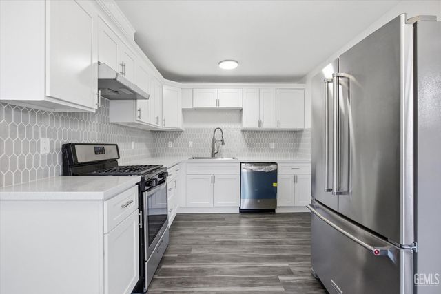 331 Harding Avenue, Bakersfield, CA 93308