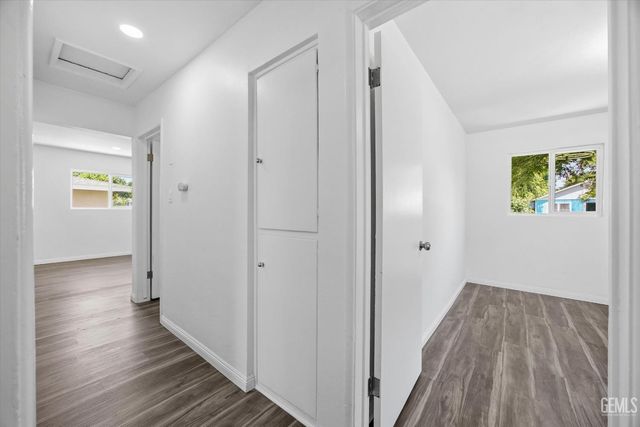 331 Harding Avenue, Bakersfield, CA 93308