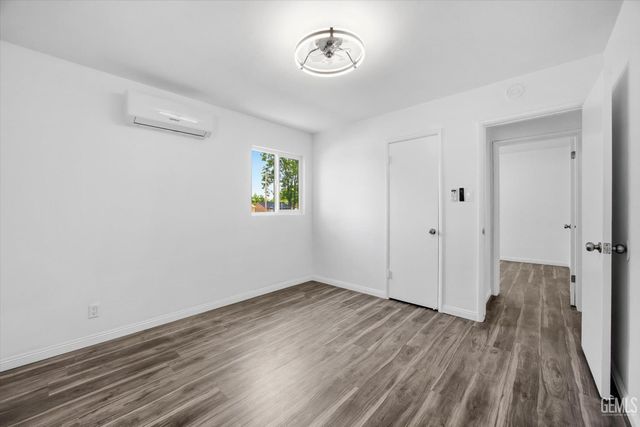 331 Harding Avenue, Bakersfield, CA 93308