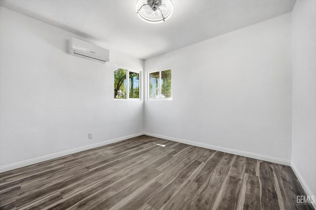 331 Harding Avenue, Bakersfield, CA 93308