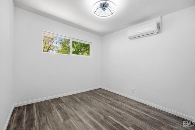 331 Harding Avenue, Bakersfield, CA 93308