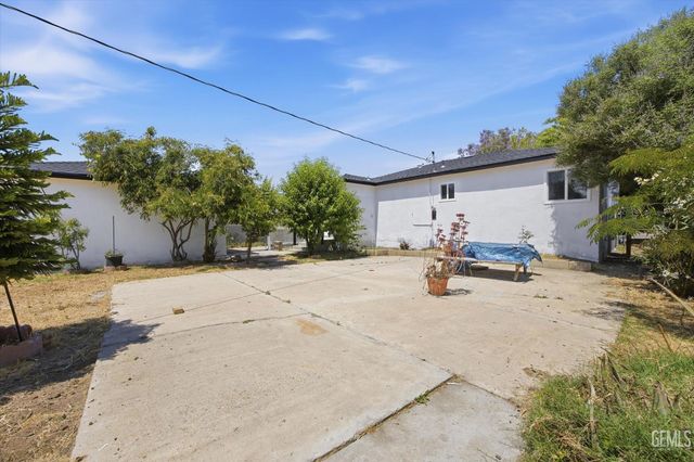 331 Harding Avenue, Bakersfield, CA 93308