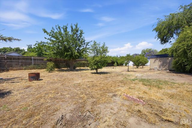 331 Harding Avenue, Bakersfield, CA 93308