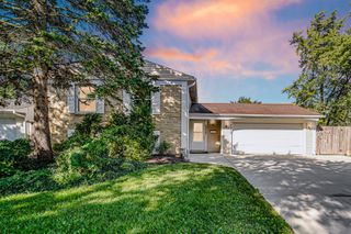 6988 Plumtree Lane, Hanover Park, IL 60133