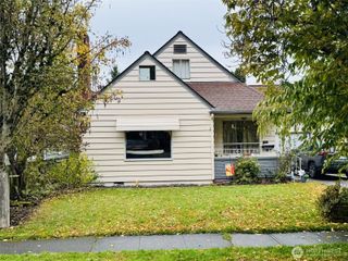 467 19th Avenue, Longview, WA 98632