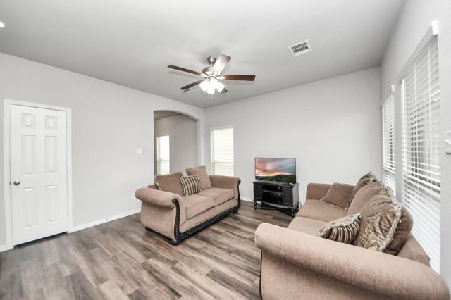 6409 Macroom Meadows Lane, Houston, TX 77048