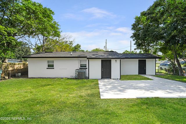 10762 DULAWAN Drive, Jacksonville, FL 32246