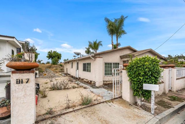 817 Juanita Street, Solana Beach, CA 92075