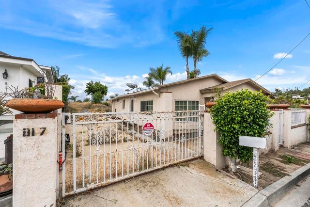 817 Juanita Street, Solana Beach, CA 92075