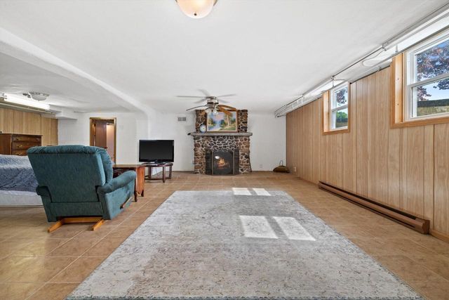 865 Sheridan ROAD, Kenosha, WI 53140