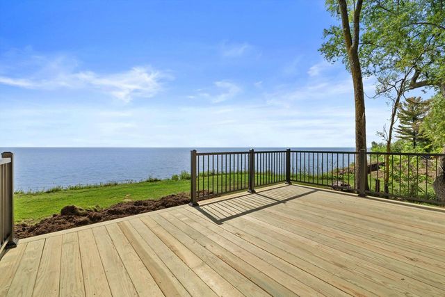 865 Sheridan ROAD, Kenosha, WI 53140