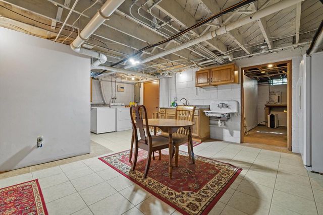 865 Sheridan ROAD, Kenosha, WI 53140