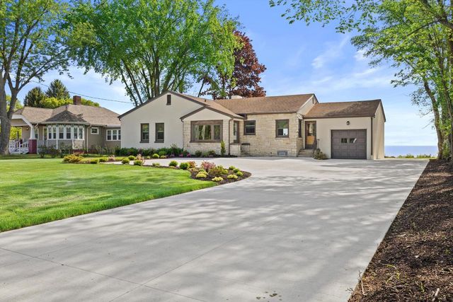 865 Sheridan ROAD, Kenosha, WI 53140