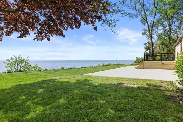 865 Sheridan ROAD, Kenosha, WI 53140