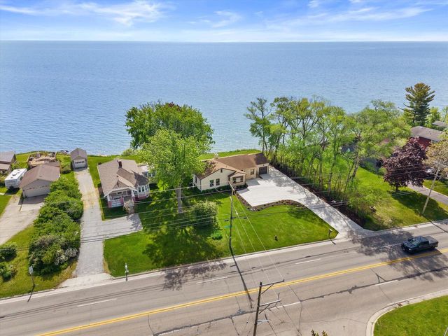 865 Sheridan ROAD, Kenosha, WI 53140