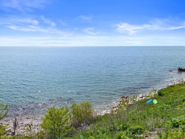 865 Sheridan ROAD, Kenosha, WI 53140