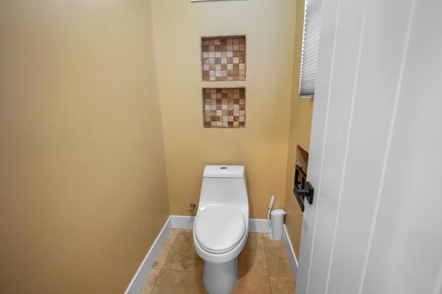 8856 Venikov Pl, Orangevale, CA 95662