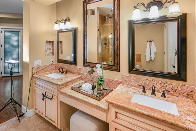 8856 Venikov Pl, Orangevale, CA 95662