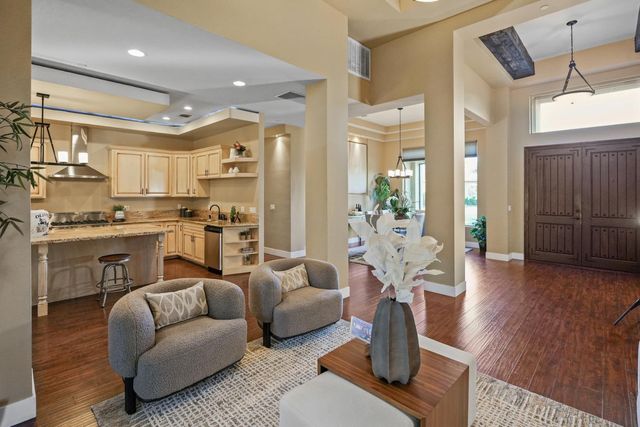 8856 Venikov Pl, Orangevale, CA 95662