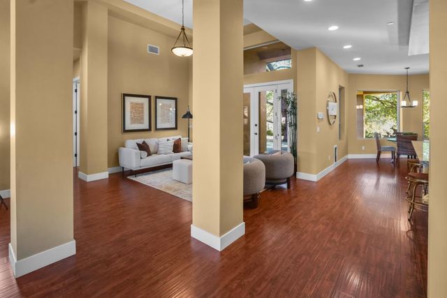 8856 Venikov Pl, Orangevale, CA 95662