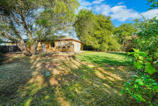 8856 Venikov Pl, Orangevale, CA 95662