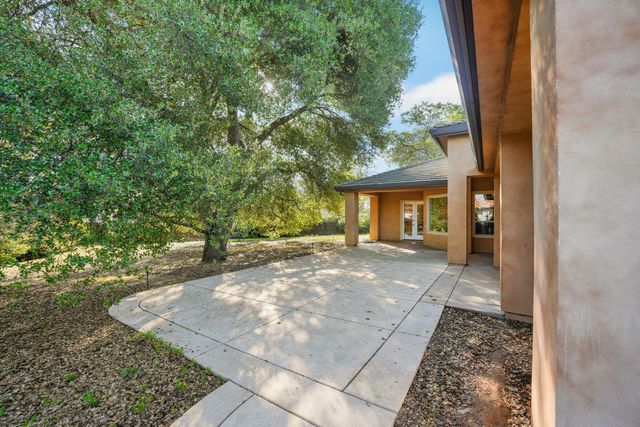 8856 Venikov Pl, Orangevale, CA 95662